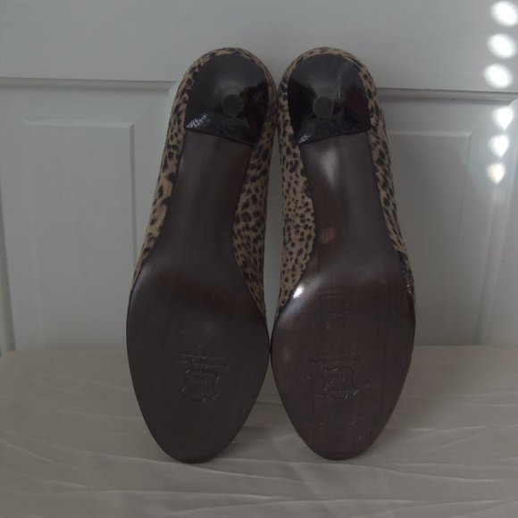 New Stuart Weitzman Leopard Print Peep Toe Pumps sz 8 - Picture 14 of 15